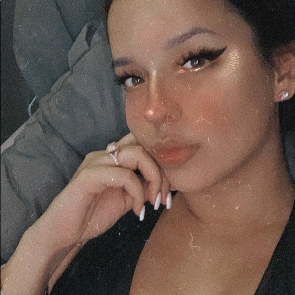 Meet your Posher, Gueylin - Picture 1 of 1